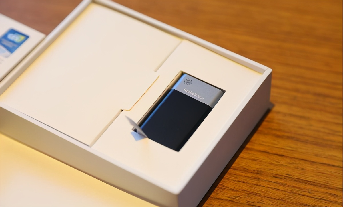 主播专用声卡艾肯,塞宾声卡麦克风评测