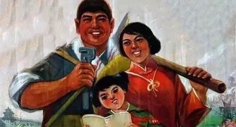 “即使爸爸再忙，也会抽空看美女。”看了娃造的句我笑到打鸣