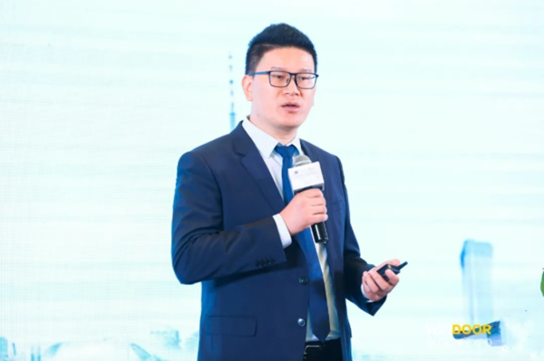 浼熶笟閾濇潗浼佷笟鏂囧寲,浼熶笟閾濇潗璐靛窞杩愯惀涓績