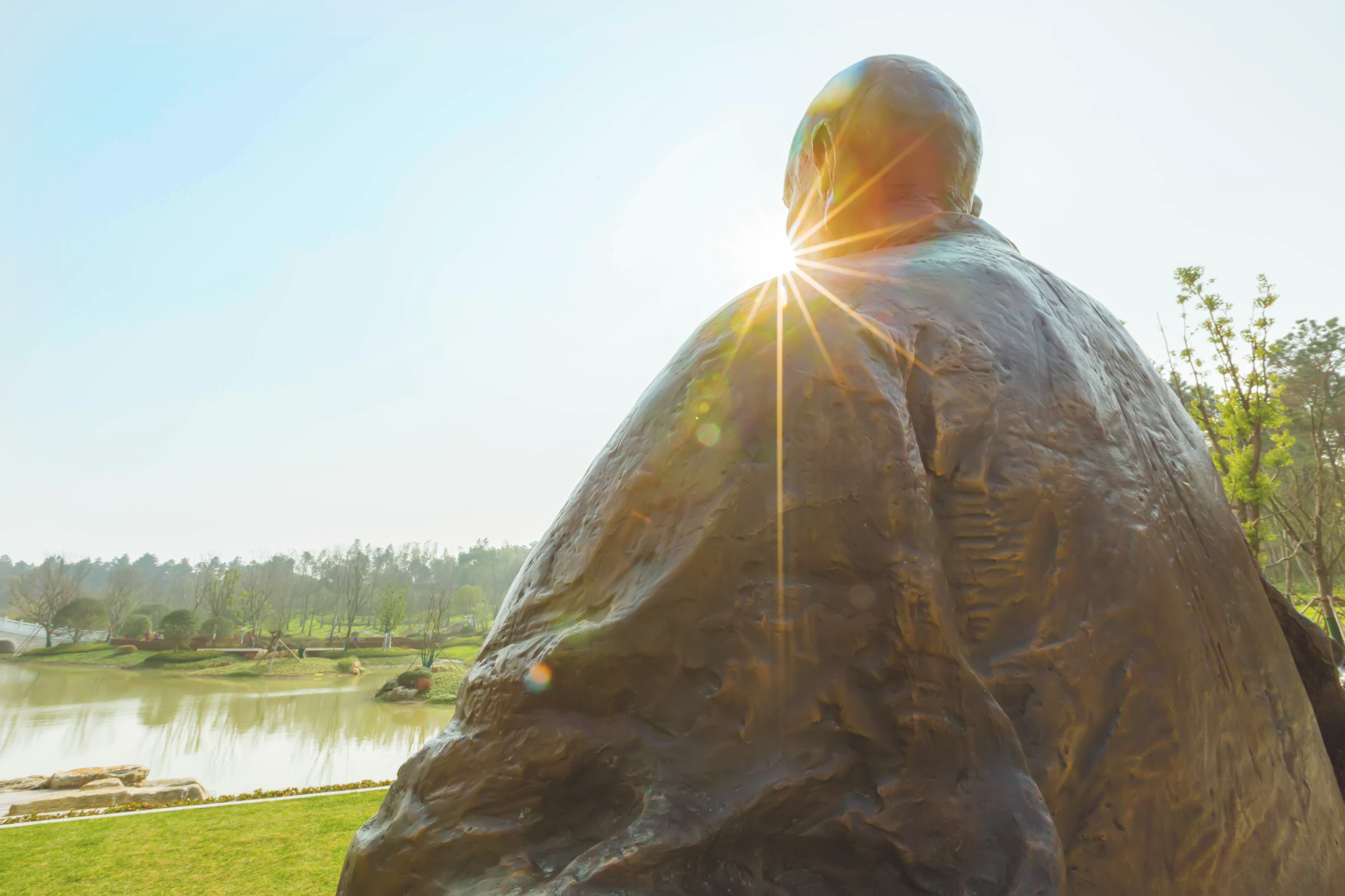 释迦牟尼佛的头盖骨,释迦牟尼25岁等身像之谜