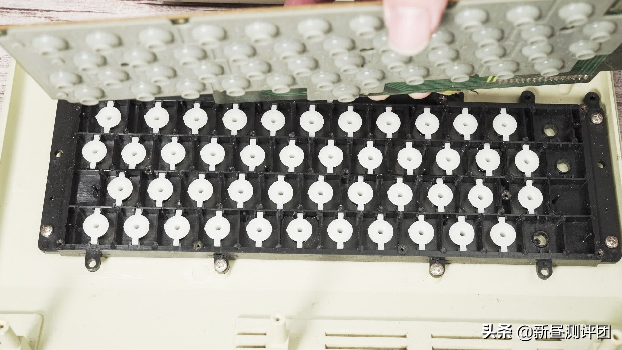 36年前香港设计制作的电脑是什么水平？Laser310与VTech