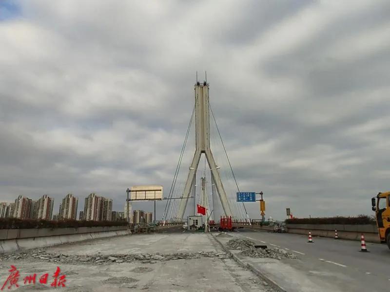 广州在建跨江大桥,广州首座跨江人行大桥