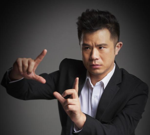 “北大才子”与知乎大神直播辩论，肖战粉丝是对是错，结果掉线了