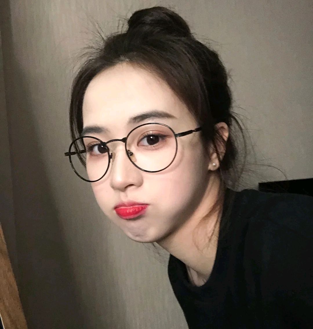 眼镜框如何搭配脸型,眼镜框怎么选择适合脸型显脸小