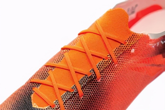 第五代pumaultra足球鞋测评,pumaultramg足球鞋测评