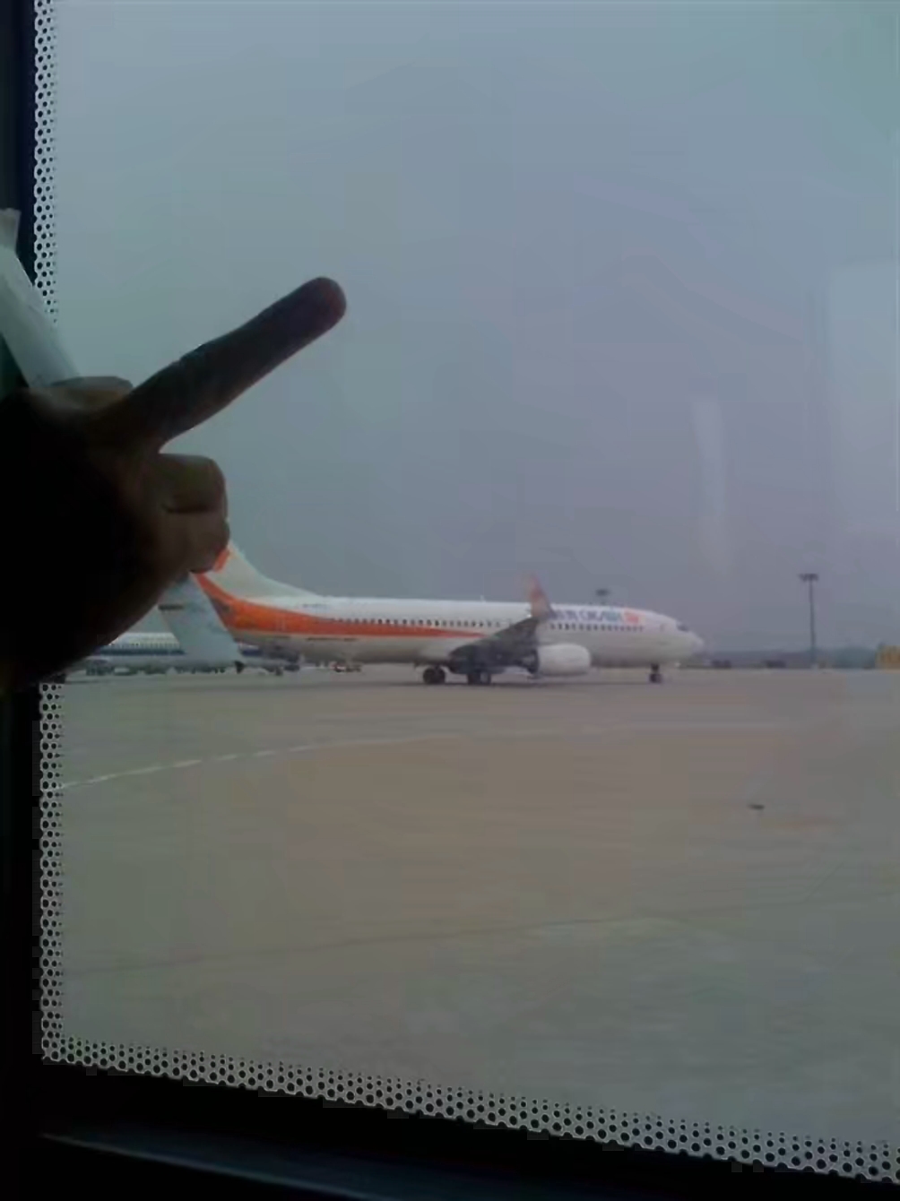 搞笑幽默一句话图片大全,幽默搞笑对话段子图片带字大全