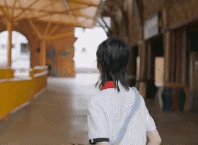 老了和年轻时不一样的男明星,早过了30岁却满满少年感的男明星