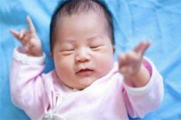 怎么给小孩取名好听好记的名字,孩子的名字起名技巧与方法大全