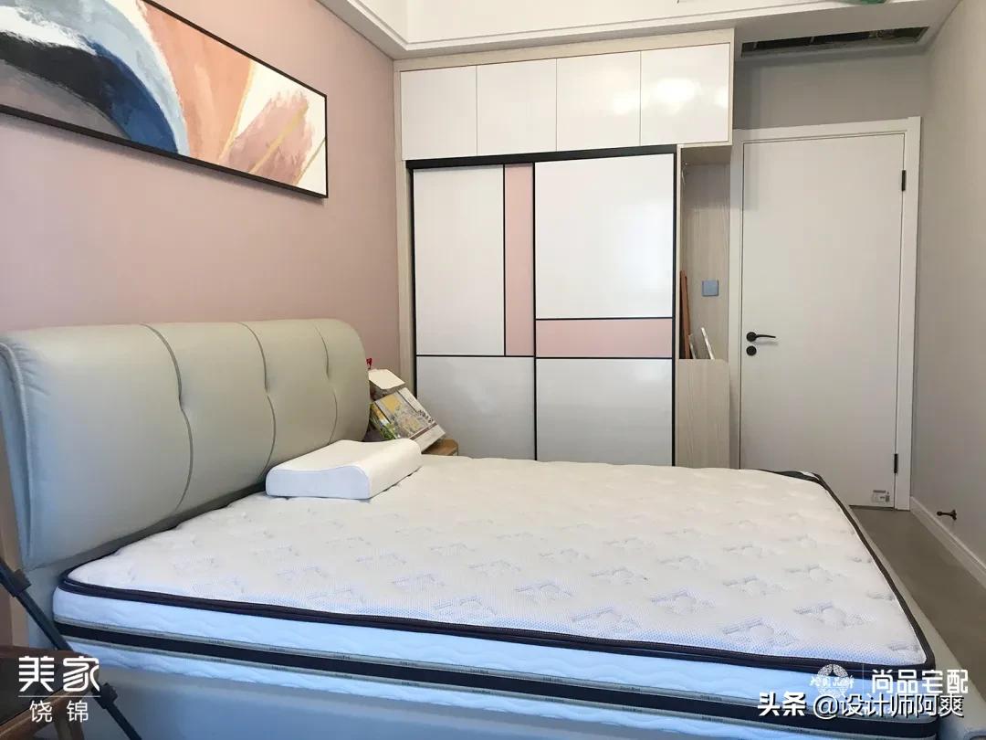 大门正对客厅一体隔断,入户正对客厅餐厅玄关隔断效果图