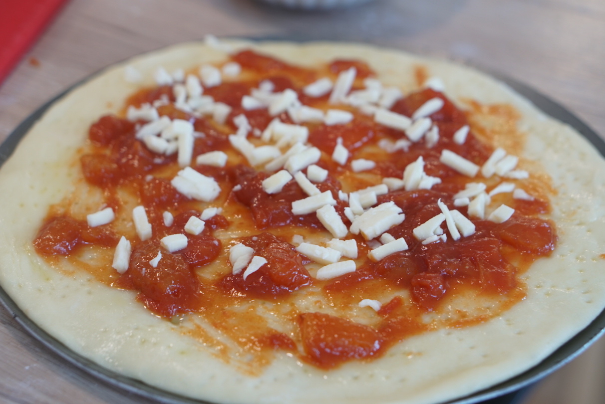 披萨的家常做法烤箱水果披萨9寸,西餐披萨最好吃的做法