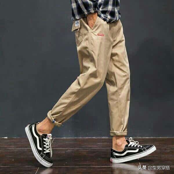 矮个子直筒工装裤男生穿搭,男生工装裤怎么穿不显腿短