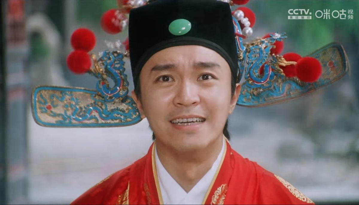 逃学威龙周星驰复习,逃学威龙周星驰戴的什么表