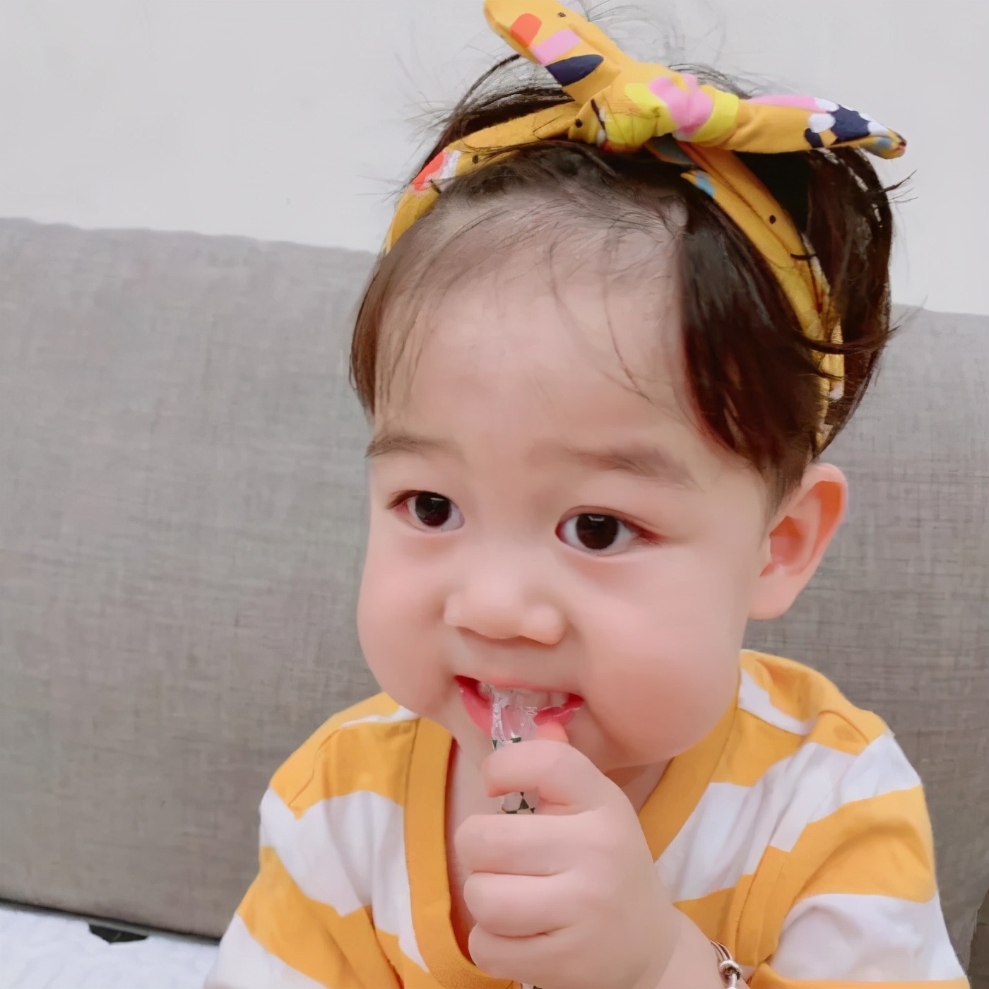 好听富有诗意的男生名字,男生名字干净温柔阳光诗意