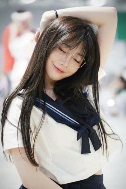 沪漫展jk女孩再发声完整视频,上海漫展jk少女的抖音