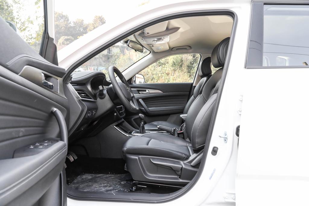 车子做底盘装甲要多久,底盘装甲对汽车有哪些危害