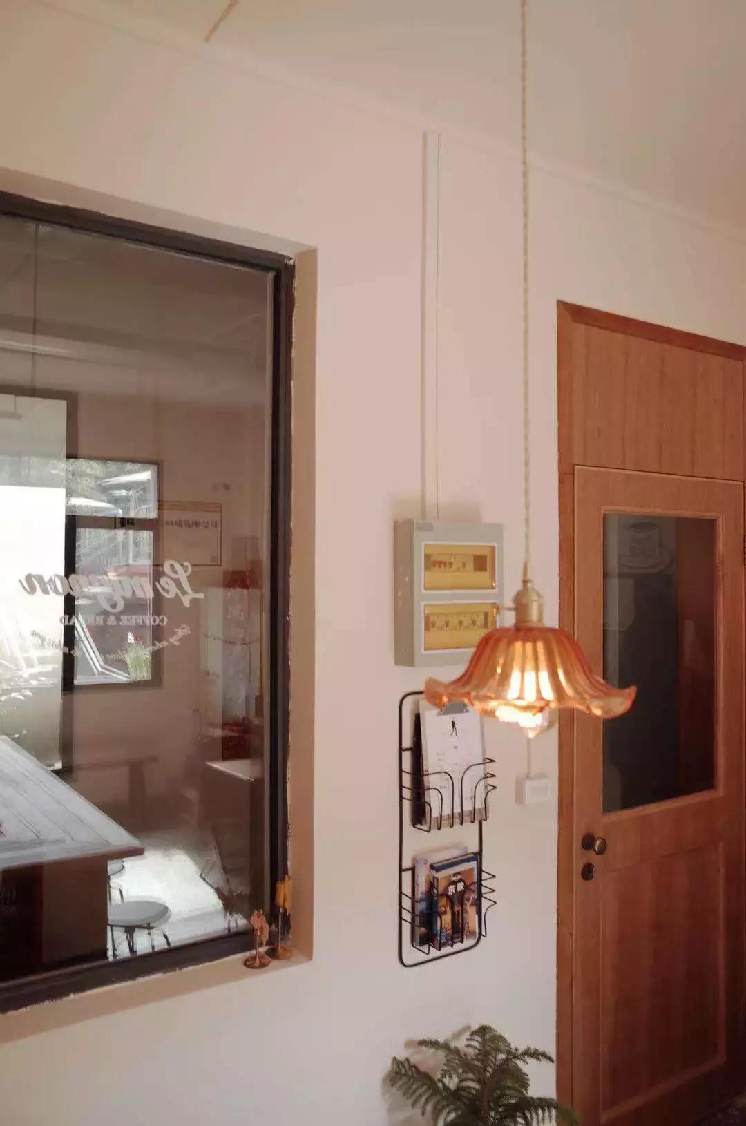 我们找到了重庆最用心的咖啡师，就在这间10㎡的小店里