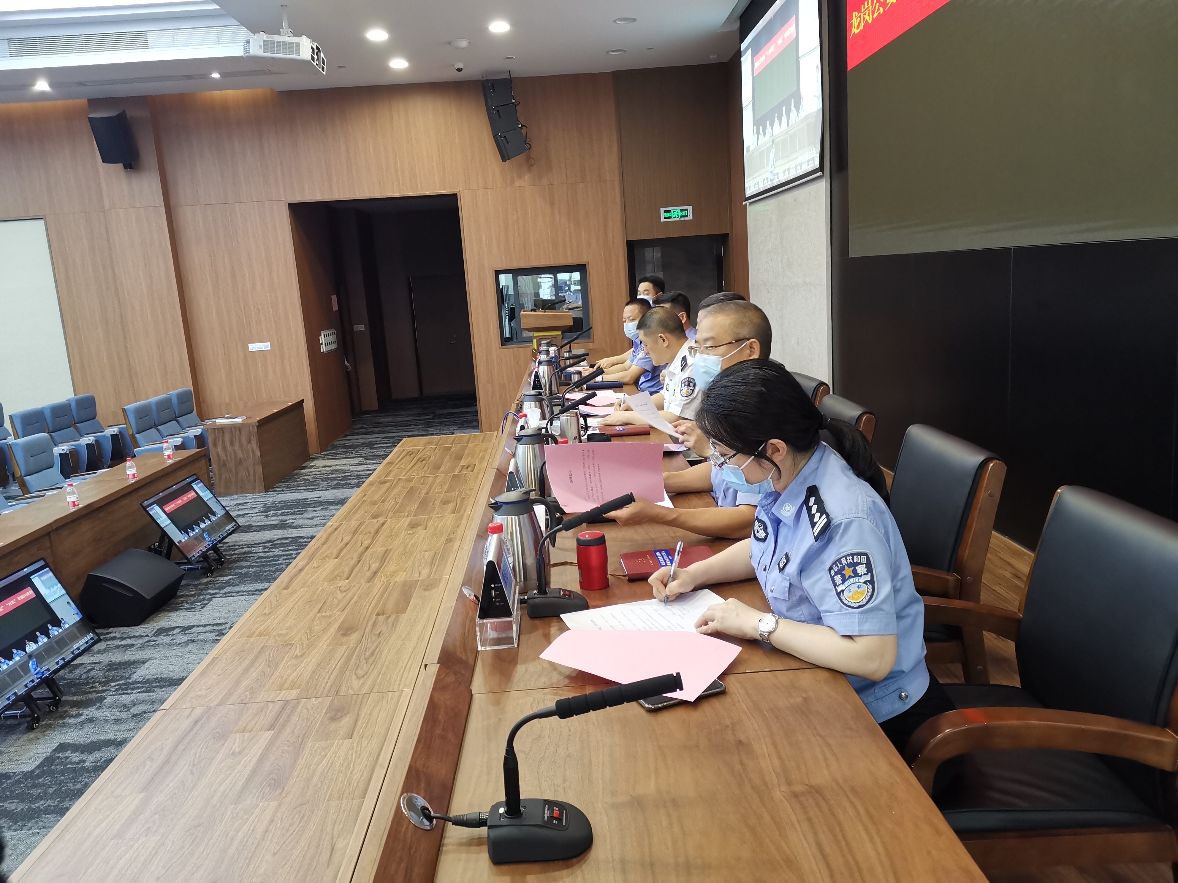 公安局三项规定宣讲稿,公安宣讲三个规定简报