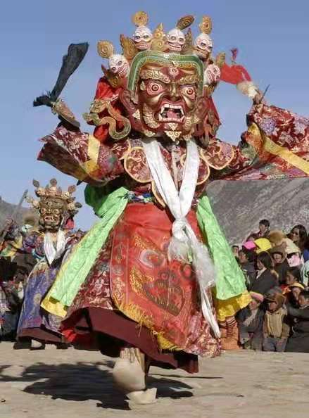 藏族的传统节日是什么,藏族回族苗族的传统节日是什么