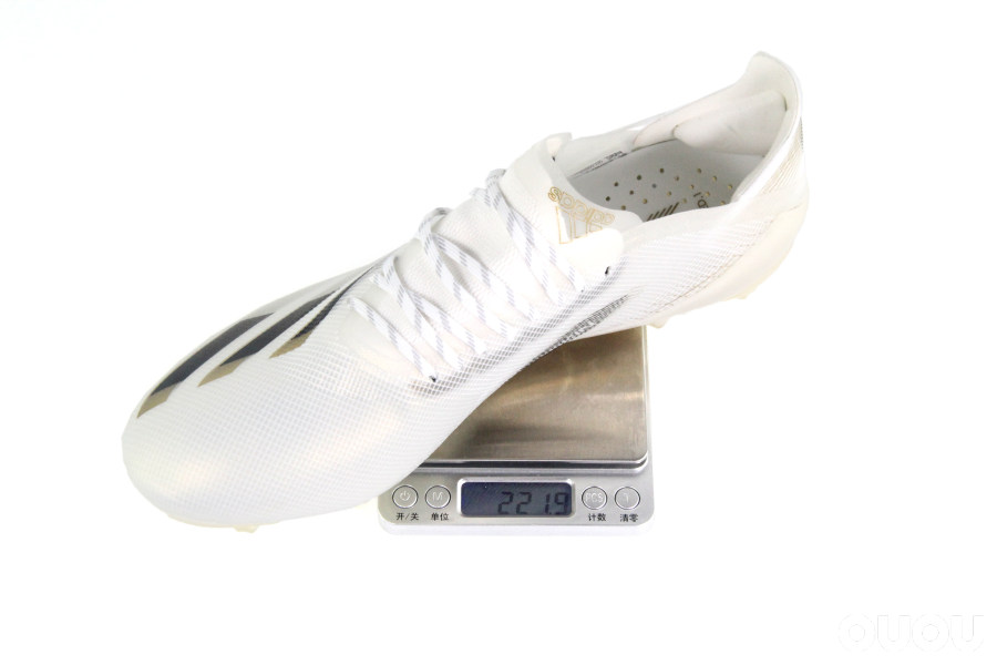 都是顶级能差多少？阿迪达斯XGhosted20.1TF、AG全面对比