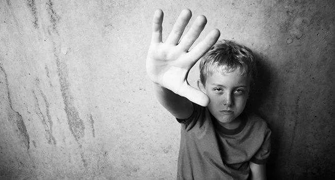 一定要教会保护孩子的15件事,每个孩子遇到危险都该自我保护