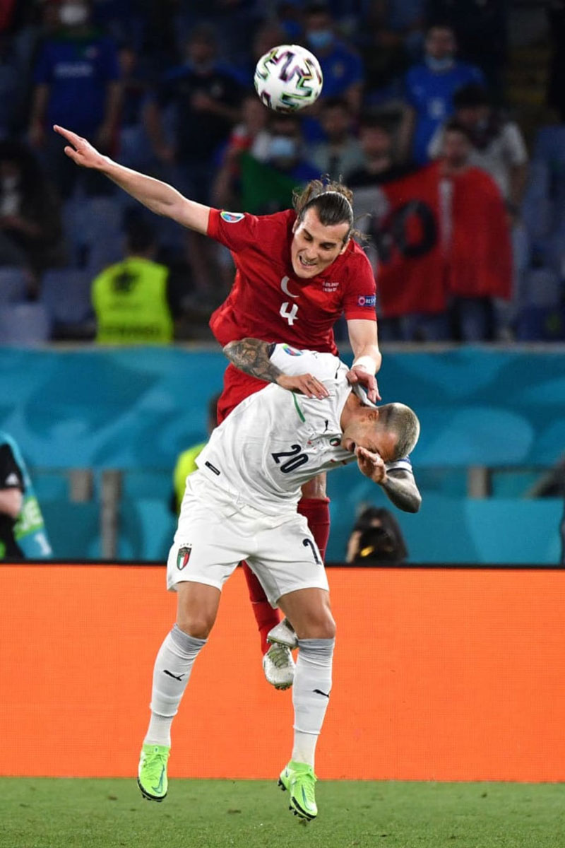 回忆最经典的一届欧洲杯足球赛事,欧洲杯最近精彩的足球比赛