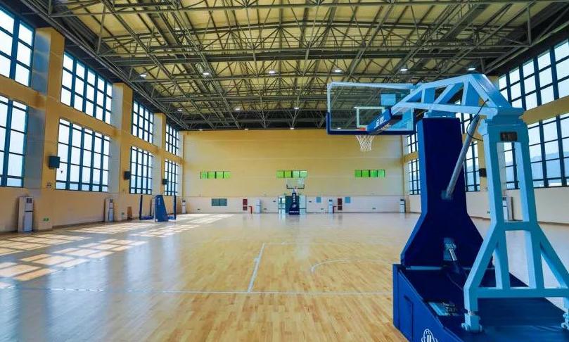 政府主导全民参与共建,政府推动全民参与