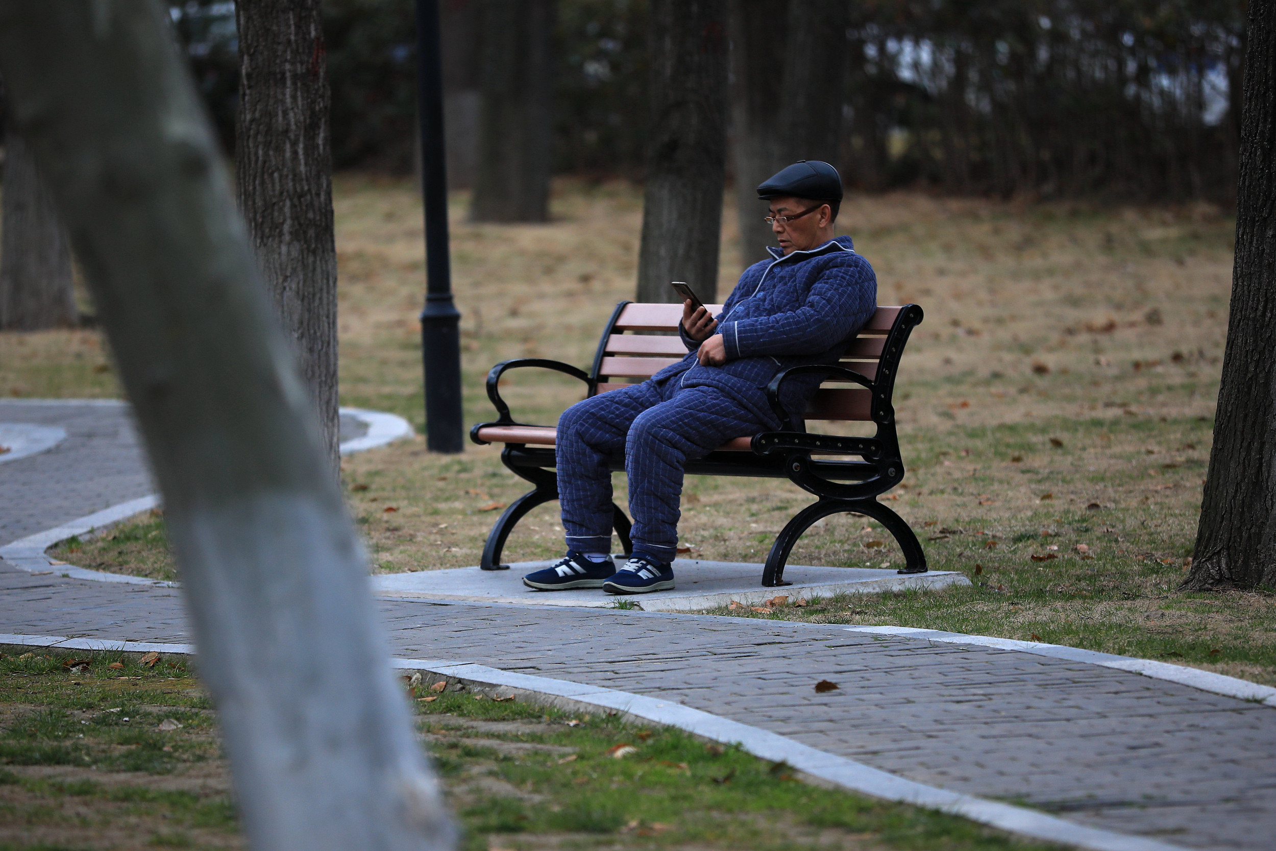 中年人玩陌陌交友正常吗,第一次约陌陌网友见面