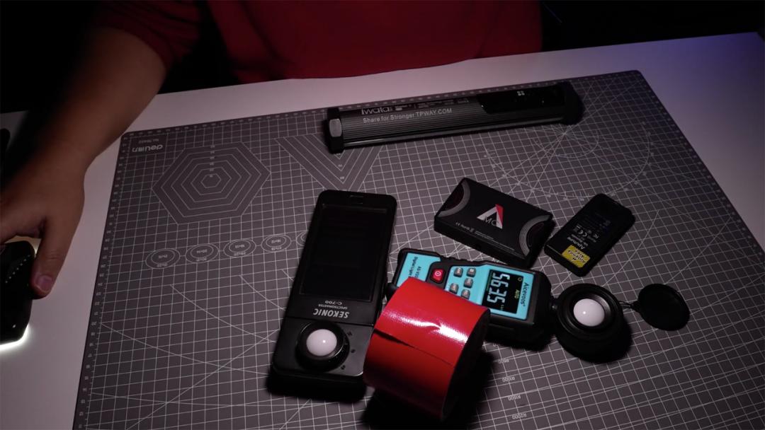 拍摄的闪光灯可以改成常亮的吗,摄影闪光灯可以换成常亮灯吗