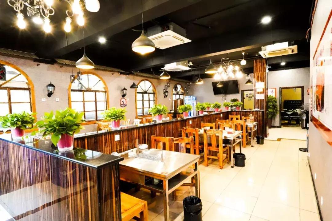 济南比较正宗的烤全羊,吃遍济南烤全羊