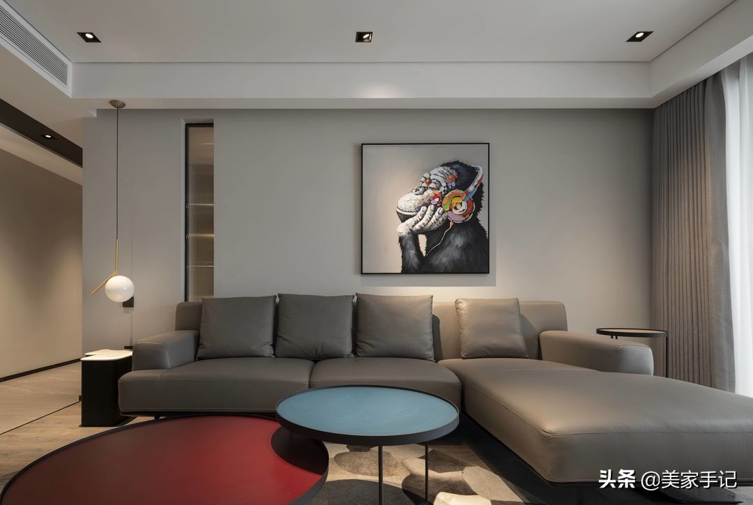 苏州夫妇140㎡家，主卧做个小改动，偷出一个衣帽间，真心实用