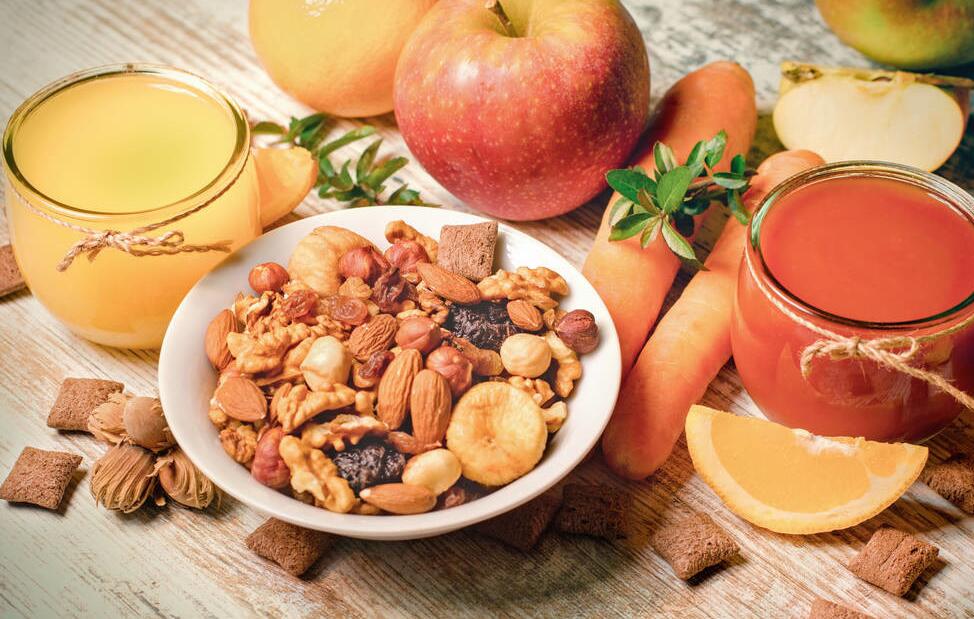 怀孕肿脚的样子,怀孩子脚是猪脚怎么回事