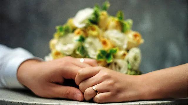 薄情的人碰到薄情的人会怎么样,对你薄情的人不要把对方当朋友