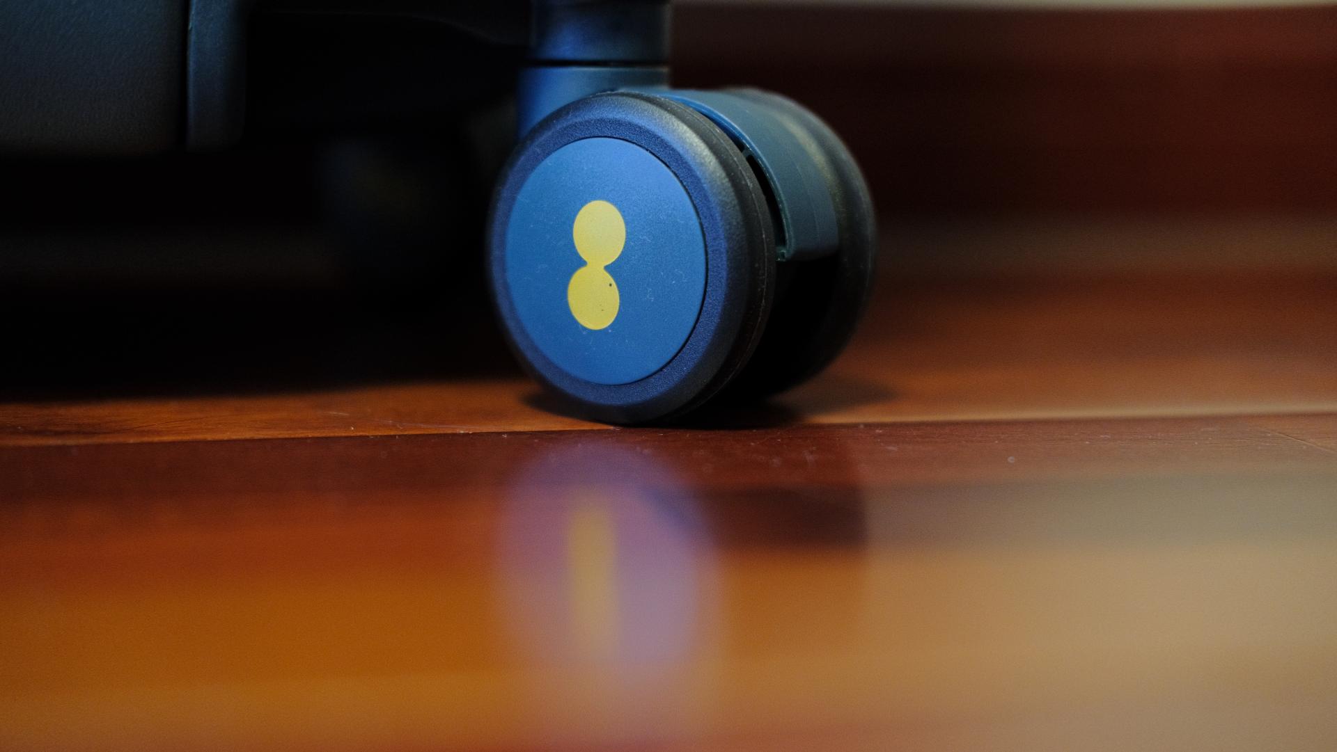 地平线八号旅行箱旗舰版,地平线8号和90分旅行箱哪个好看