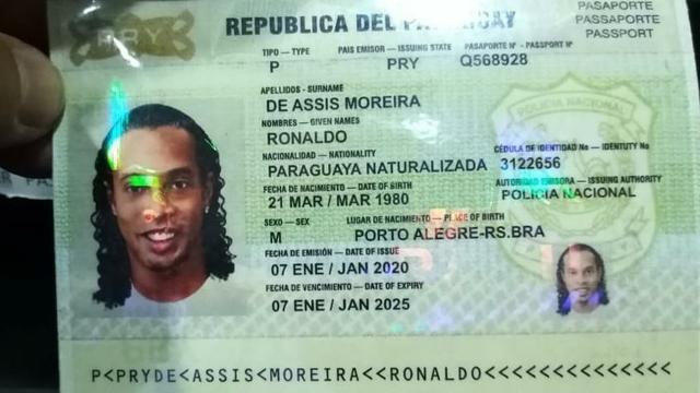 世界足球先生小罗近况,巴西足球名将小罗近况