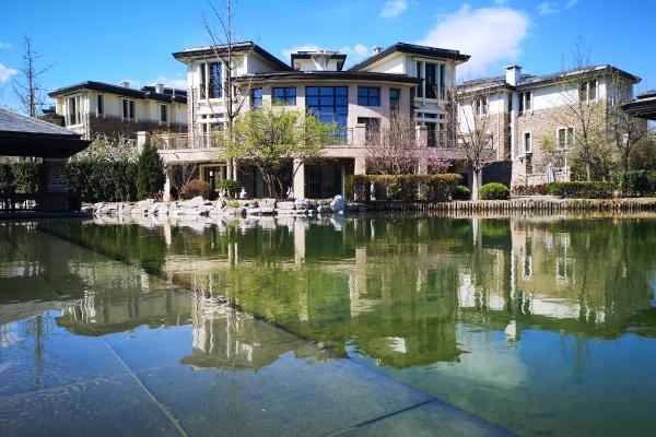 纽约中央公园附近房价,纽约中央公园环公园一圈房子