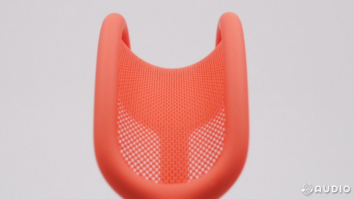 airpodsmax耳机评测,2024年苹果airpodsmax值得买吗