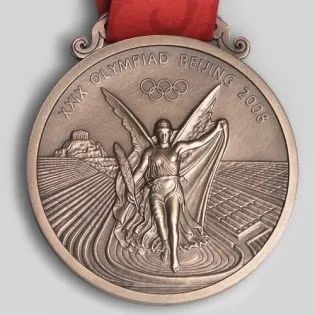 开幕式阴间表演遭百万网友吐糟，回看08年奥运会发现，我国真美