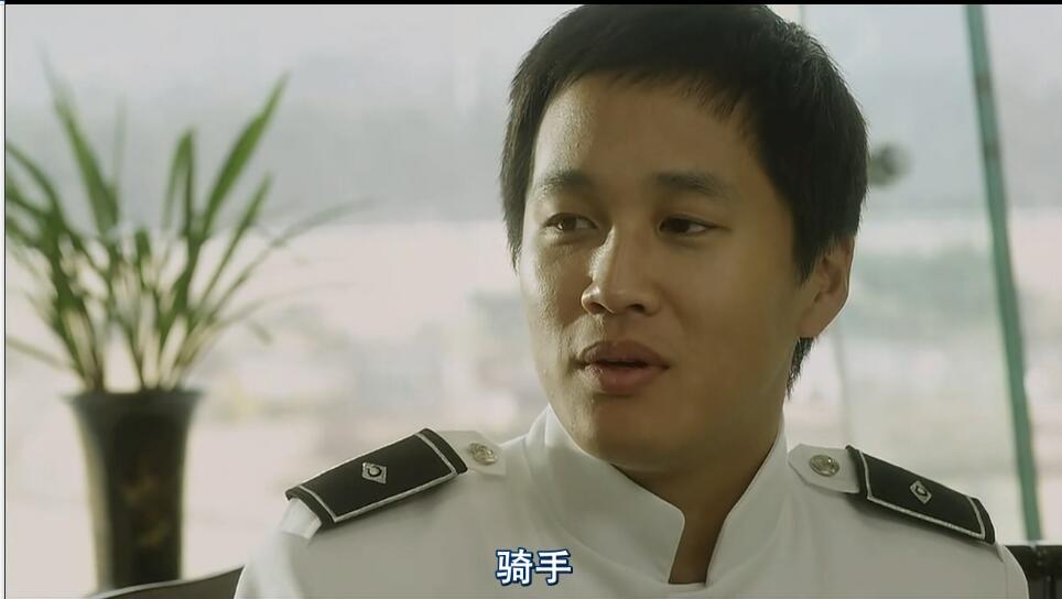 一人一马攀登高峰望故乡完整版,一人一马励志电影