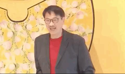 周星驰难过,周星驰不笑