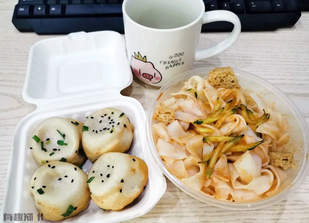 上班族中午在公园吃什么,上班族周末休息在家怎么吃