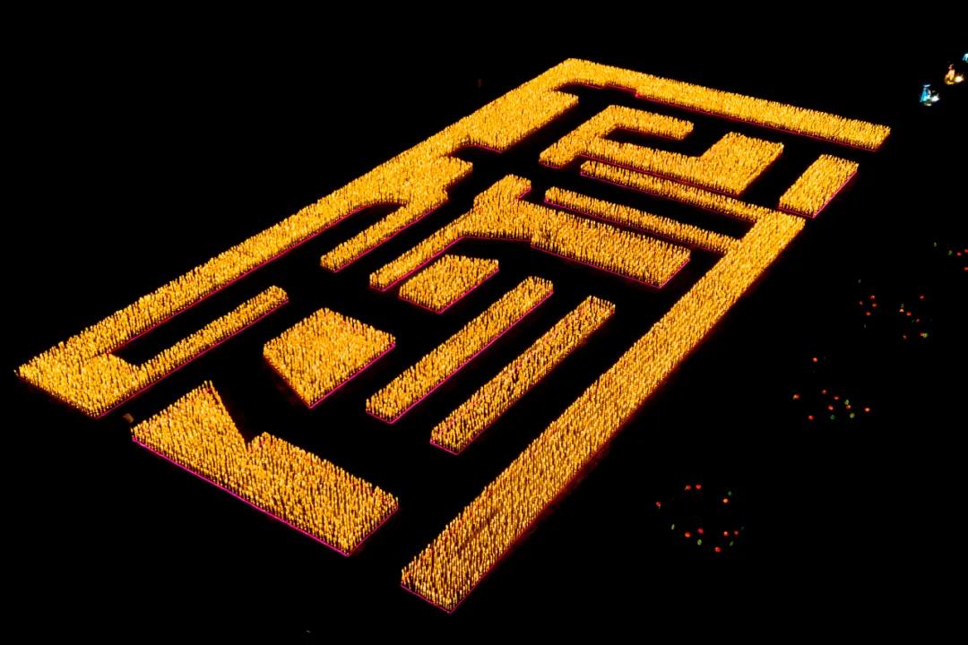 穿汉服赏花灯猜灯谜,苏州周庄古镇汉服