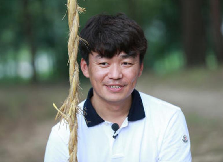 王宝强考驾照,王宝强吴京出席