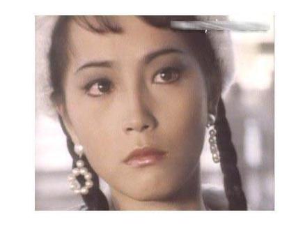 香港影星摇篮有两个，亚视艺员培训班也有很多大腕，黎明领衔