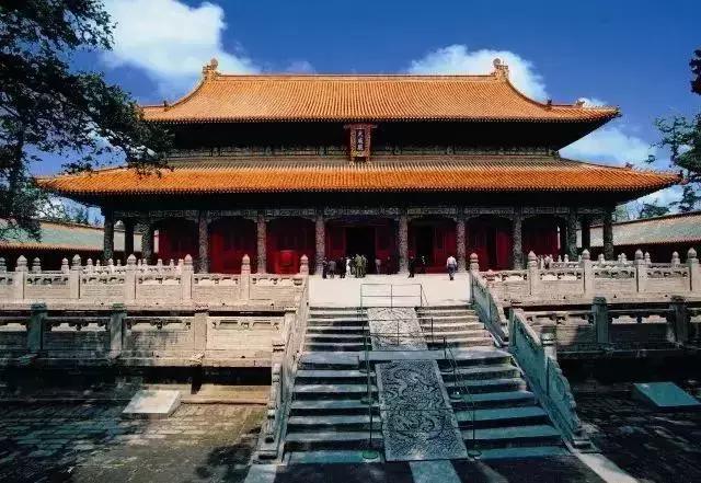 周恩来总理为新中国保护了多少*物文**古迹？