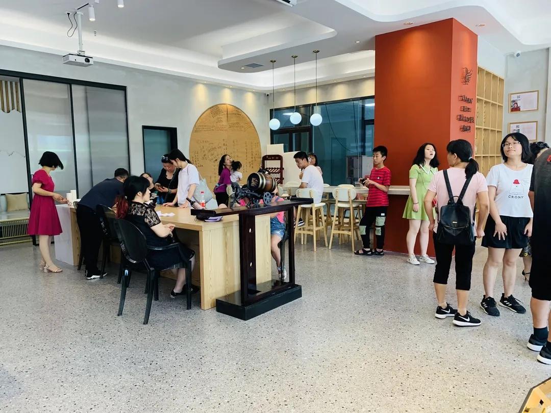 陕西丹凤葡萄酒厂西安总经销,渭南丹凤葡萄酒厂新闻报道