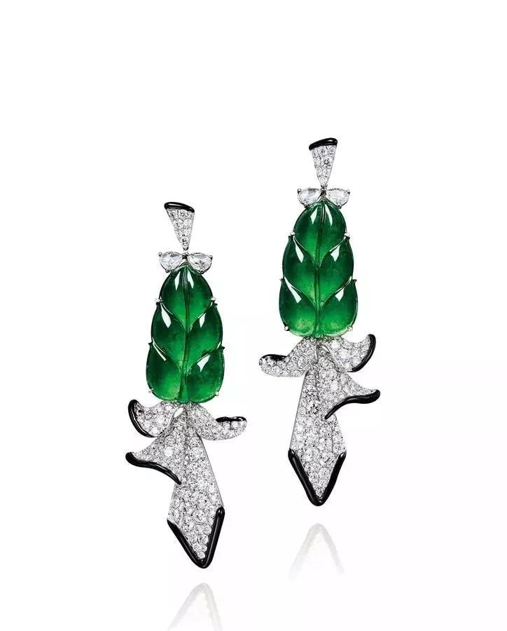 2018香港保利翡翠拍卖价格,保利春拍翡翠手镯5000万