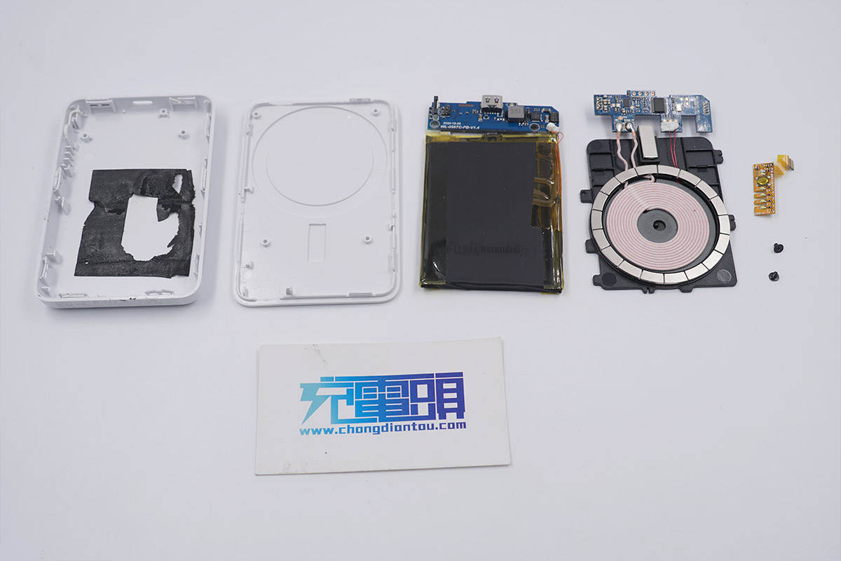 贝尔金磁吸充电宝二代拆解,贝尔金2018无线充电宝测评