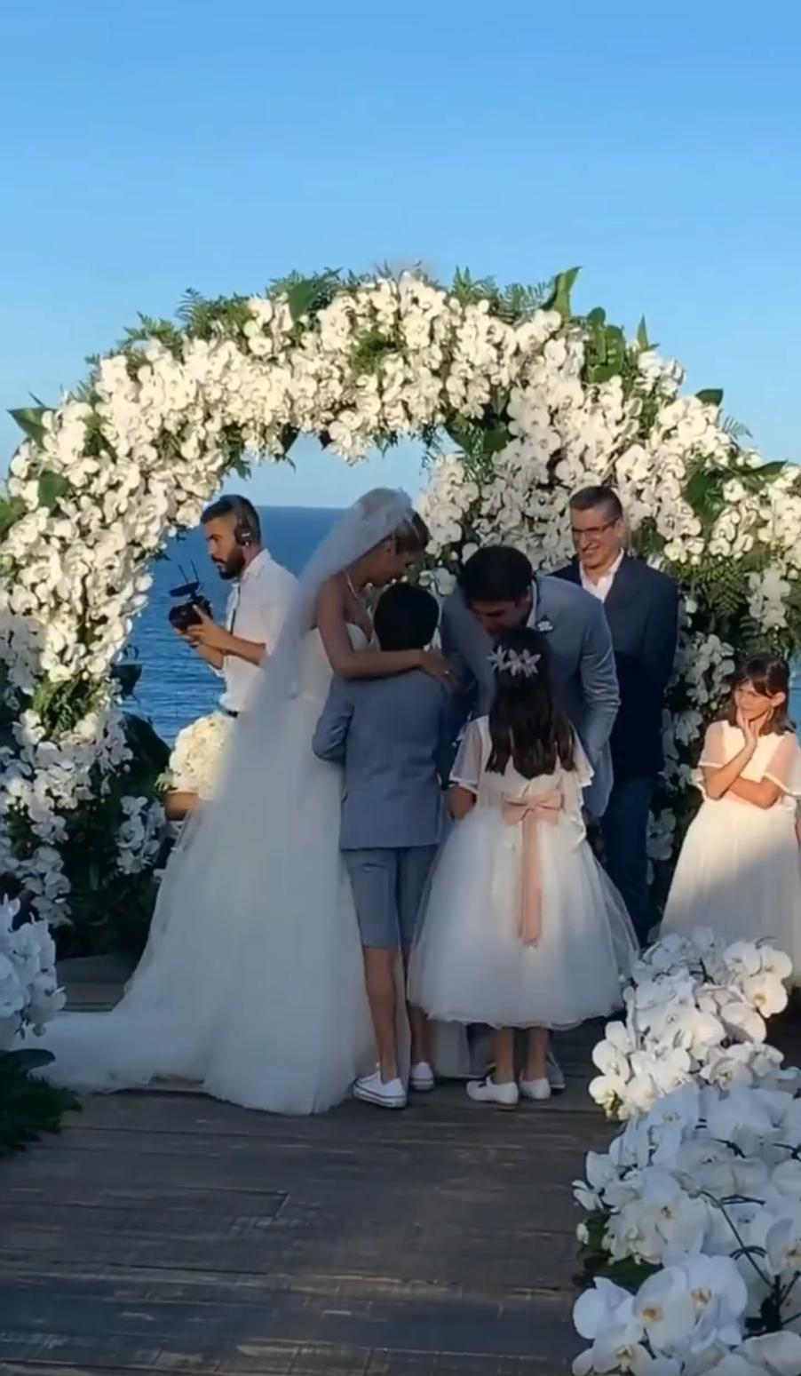 球星卡卡生日祝福,球星卡卡前妻卡罗琳