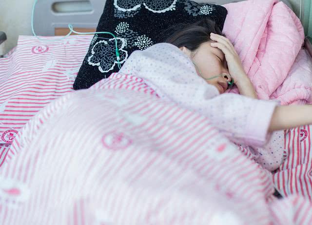 孕期要警惕4种胎动异常,孕期注意什么不会生出过敏宝宝