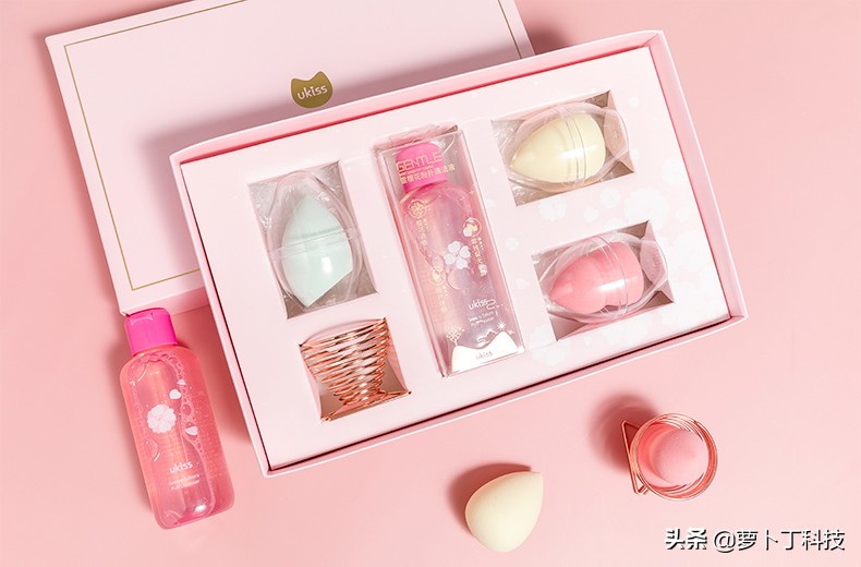 再不清洗你的化妆工具，可能会长痘过敏